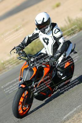 media/Oct-16-2022-TrackXperience (Sun) [[236a00b5b6]]/Group 3/session 2 turn 11/